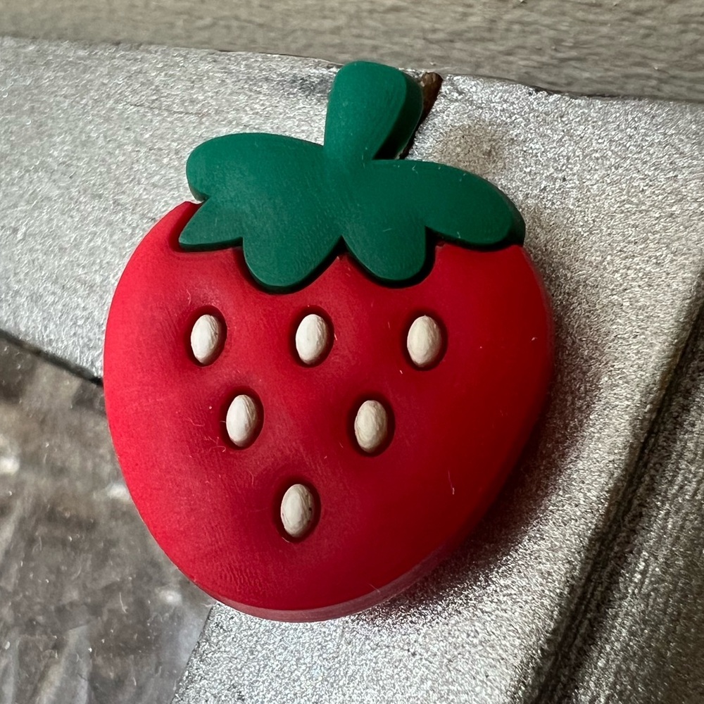 CROCS Strawberry Jibbitz Shoe Charm Like New